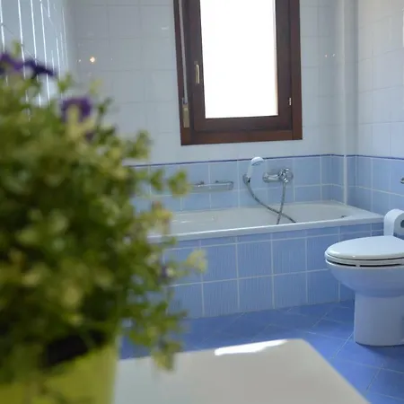 Casa Vacanze Le Palme Apartment *